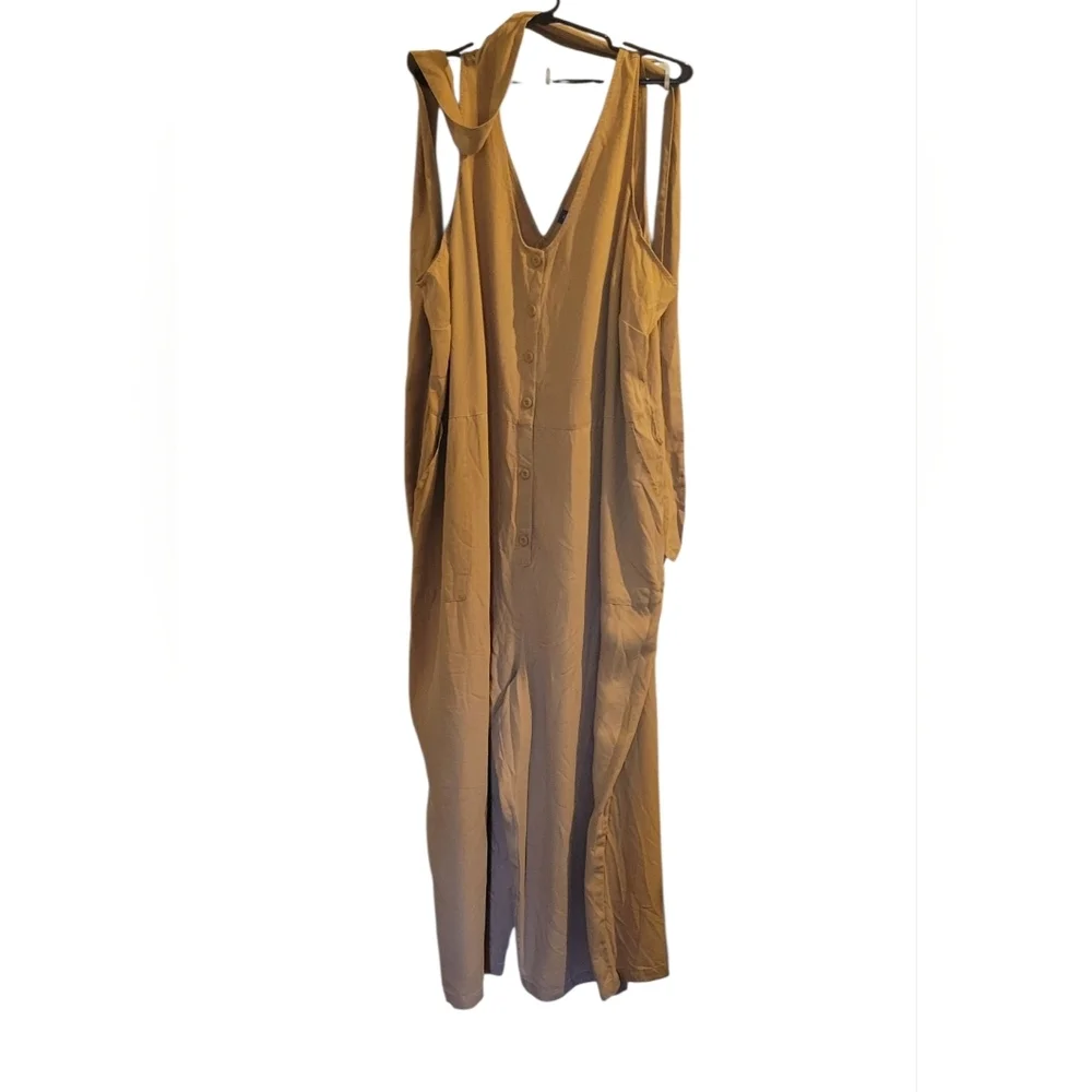 Old Navy Elegant Mustard Yellow Flare Leg Jumpsuit NWOT Size 4X - Picture 4 of 6